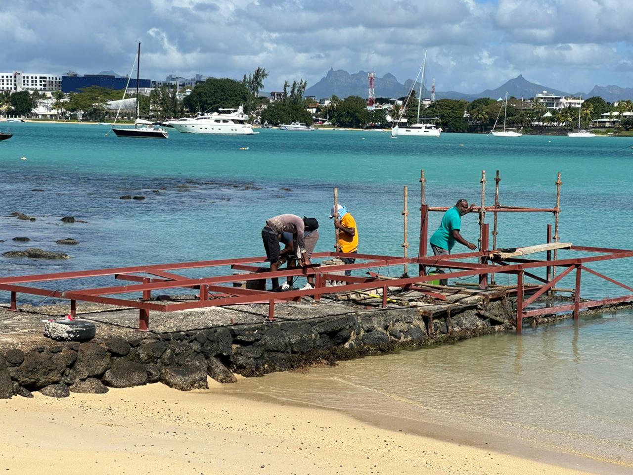 IDEV fabrication process in Mauritius